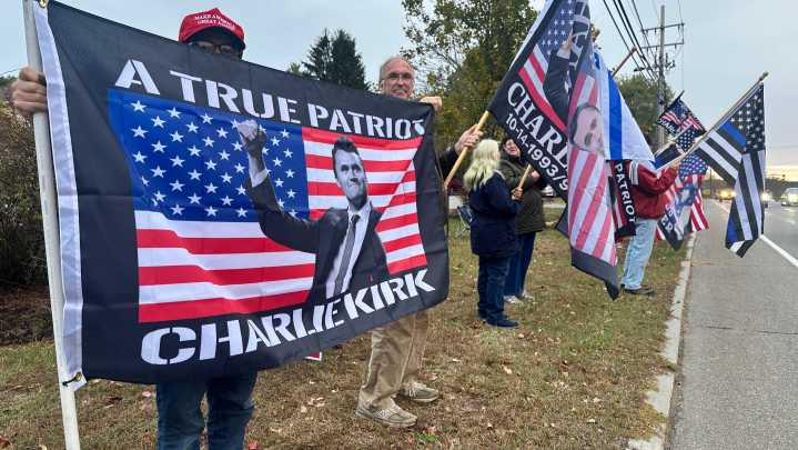 York vigil marks Charlie Kirk’s birthday and Medal of Freedom