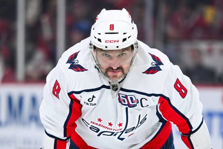 Deadspin | Alex Ovechkin nearing 900 club as Capitals host Canucks