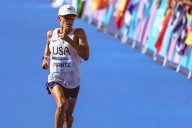 US Marathon Runner Opens Up About Bloody Foot After Grueling Chicago Marathon Conner Mantz reveals the price that he paid for breaking the American marathon record at the 2025 Chicago Marathon. Krushn