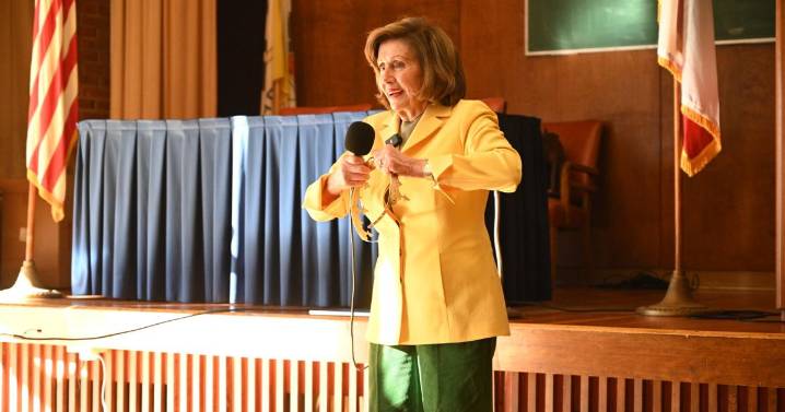 Pelosi rallies for Prop. 50 to take back House for Dems