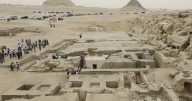 Pharaonic art vanishes from Egypt's Saqqara necropolis