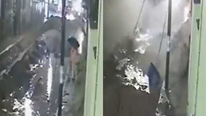 Por Fuertes Lluvias Cae Barda sobre una Mujer Mayor Frente a una Iglesia en Puebla