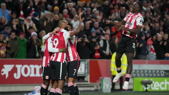 Brentford loss leaves Reds' title defence in tatters