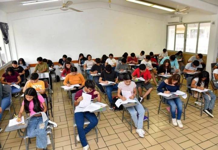 Comunidades rurales; beneficiados con programa estatal de educación superior