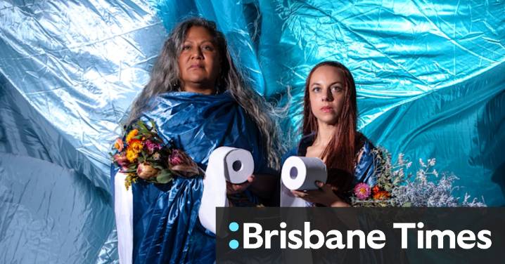 Melbourne Fringe Festival 2025 reviews: Chelsea Heaney, I Swear I’m Funny; Casey Lorae, La Folie After Dark; Dylan Murphy and Tom Henry Jones, In the Dark; Isabelle Carney, The Moment; A Daylight Conn