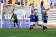 Otra goleada, quinta victoria seguida y 5.000 socios: el domingo perfecto azulino