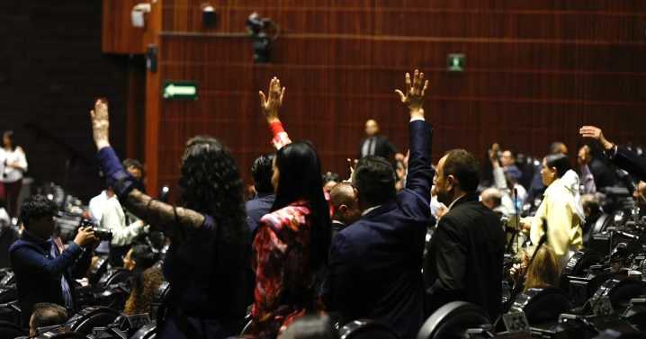 Diputados aprueban Ley contra la extorsión en México