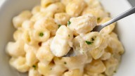 The One Cheese You're Probably Not Using In Mac And Cheese But Should Be