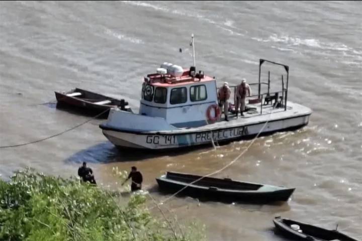 Encontraron el cuerpo del joven que había caído al río Paraná desde una canoa