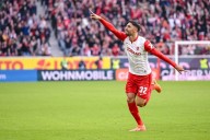 Frankfurt concedes late, denied Bundesliga win before facing Liverpool in Champions League