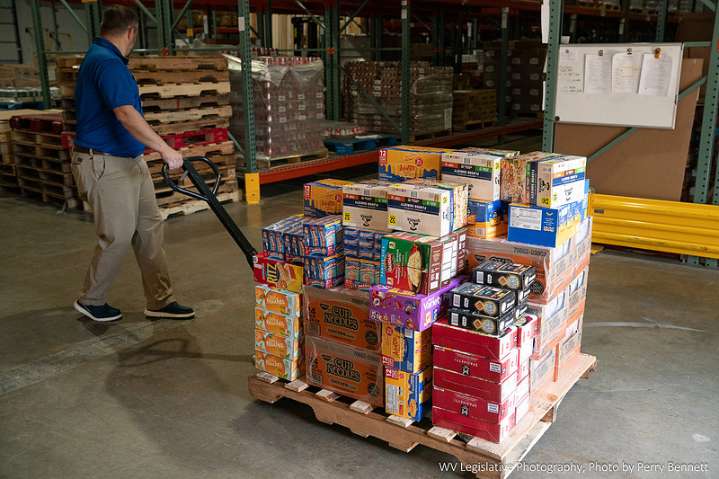 Food banks stocked to help SNAP recipients this weekend; National Guard releases list