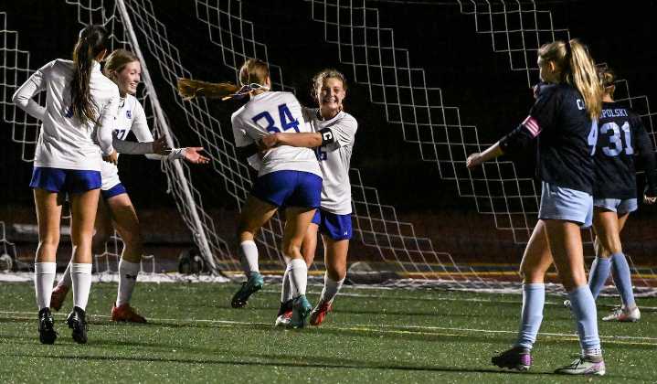 Southern Lehigh girls soccer has special senior moment despite tough final loss to Blue Mt.
