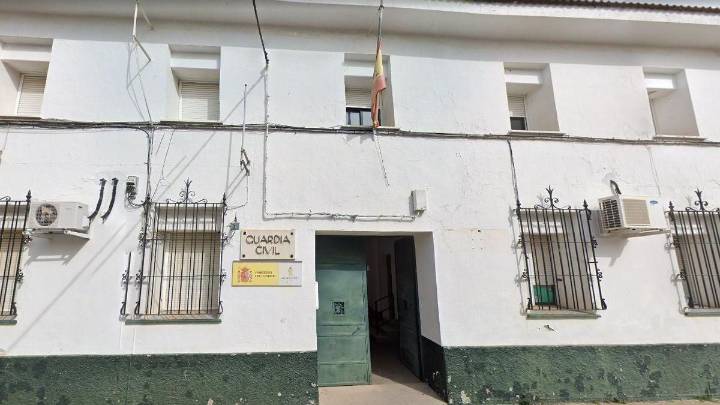 Un joven de 20 años mata a su madre en Brenes (Sevilla) y se entrega a la Guardia Civil