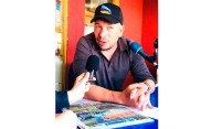 «El Congreso es un gallinero y Argentina necesita probar algo nuevo», afirmó Botazzi