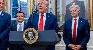 Anuncio de Donald Trump de imponer aranceles del 100% a China sacude los mercados