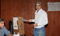 Luis Caputo defendió el programa económico
