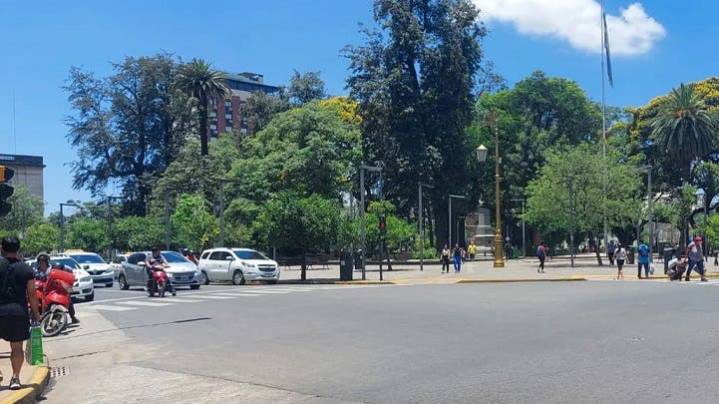 Intenso calor: anuncian días con altas temperaturas en Tucumán