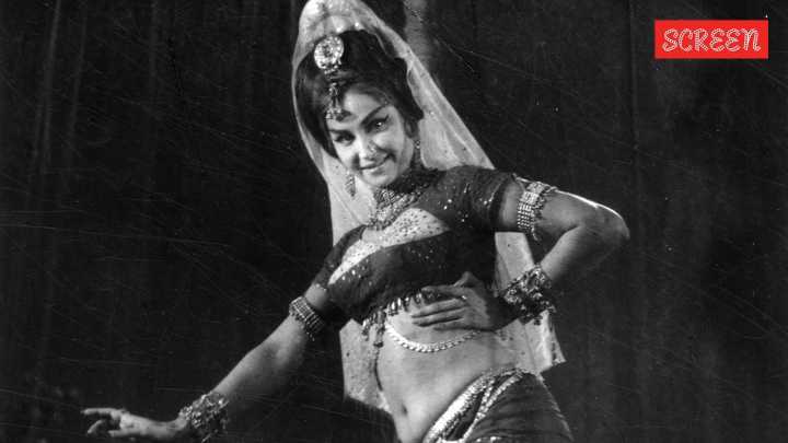 Veteran actor Madhumati, who was seen as Helen’s competition, passes away at 87; Akshay Kumar remembers his ‘first guru’