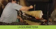 El kebab dulce típico del Pirineo que se hace con 100 huevos y se conserva durante un año
