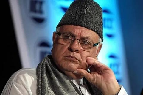 Dr Farooq greets people on Urs Hazrat Nizamuddin Auliya (RA)