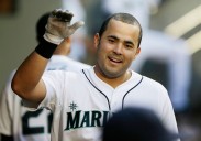 Jesús Montero, former major league catcher, dies in Venezuela 2 weeks after motorcycle crash at 35