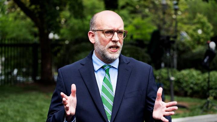 Co-author of Republicans' Project 2025 road map now holds key post to implement cuts in shutdown