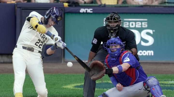 Where to watch Cubs-Brewers MLB playoff game today live on TV, stream