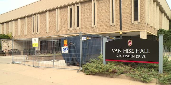 UW-Madison students fight off cuts to American Sign Language program