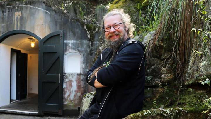 Kari Kola pops into Albany to iron out final details for 2026 Lighting The Sound light show record attempt