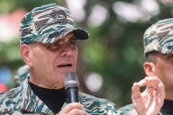 Militares venezolanos no permitirán un gobierno arrodillado ante EU: Vladimir Padrino