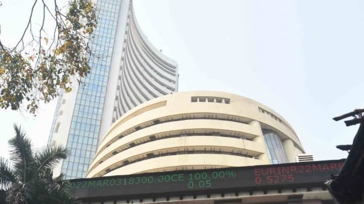 Stock Markets Rebound On Foreign Fund Inflows, Buying In Reliance, IT Counters