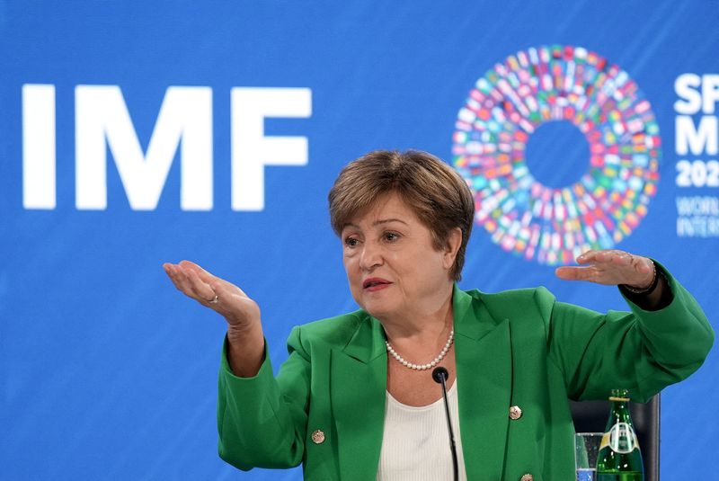 IMF sounds alarm about high global public debt, urges countries to build buffers