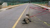 Lluvias en Hidalgo: Tras daños a puente en Yahualica, autoridades prohíben paso de unidades pesadas