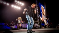 Rock legend walks off stage after shocking outburst