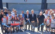 Videos y fotos.- En un emotivo acto, se inauguró la nueva sede y el Polideportivo Club Tricolores