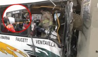 Bus se choca contra muro del Metro de Lima en SJL: varios heridos y cobrador rescatado entre fierros