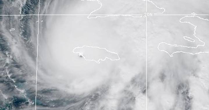 Huracán Melissa azota Jamaica como categoría 5; es la tormenta del siglo