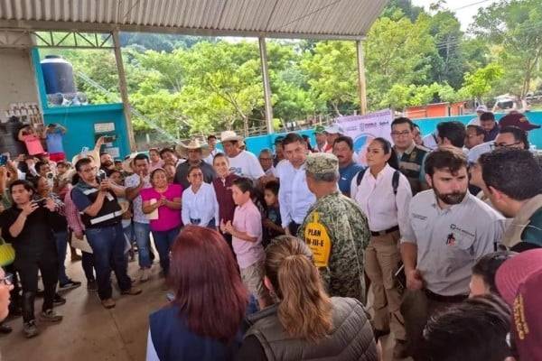 Visita Sheinbaum zonas afectadas por las lluvias en Puebla