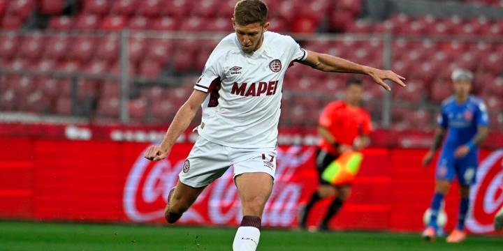De afuera del área y de emboquillada: el golazo de Rodrigo Castillo para Lanús ante la U de Chile por la Sudamericana