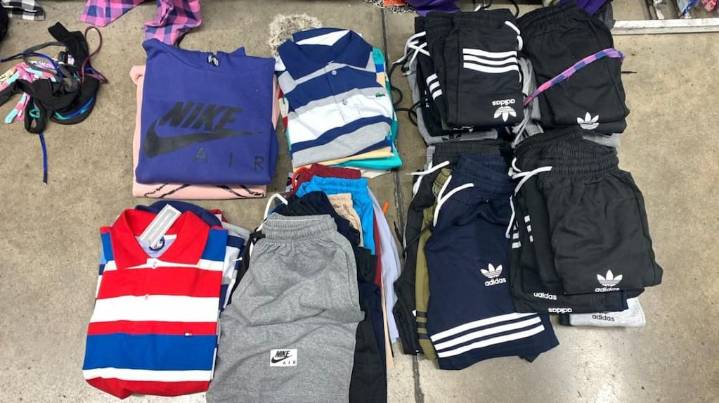 Secuestraron más de 2300 prendas truchas por $69 millones en Once