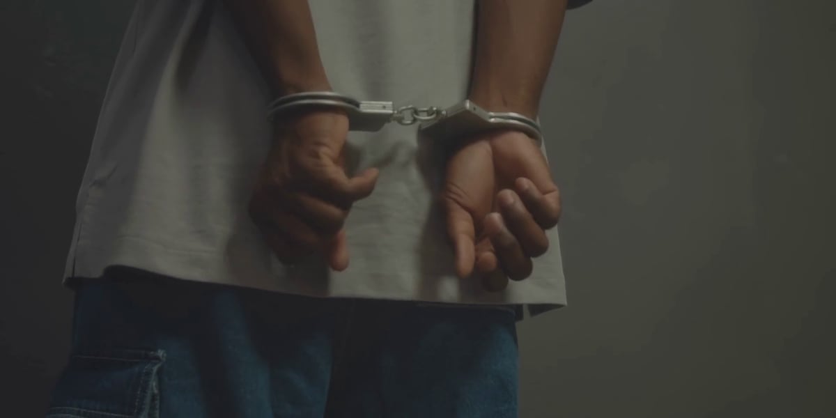 Three men arrested after chase through Zapata