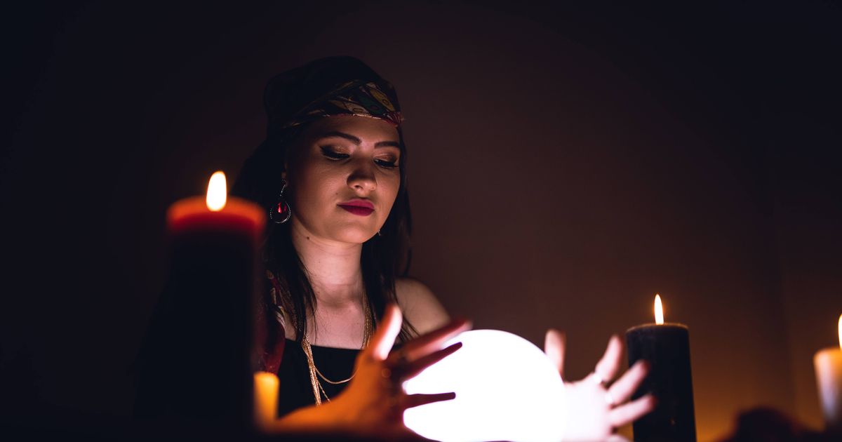 Psychic has everyone giggling as pub shares reason they've had to cancel gig