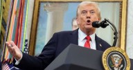 Dos sobrevivientes capturados tras un ataque militar de Estados Unidos contra un presunto “narcosubmarino” venezolano