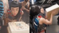 Críticas a Katy Perry por destrozar su tarta de cumpleaños: "¿En qué cabeza cabe el derrochar comida así?