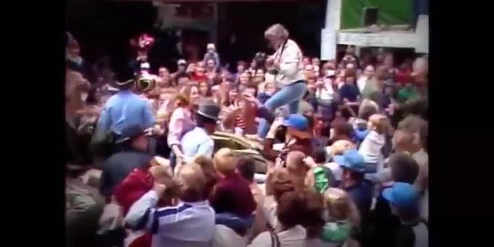 “Dukes of Hazzard” star hospitalized in Los Angeles