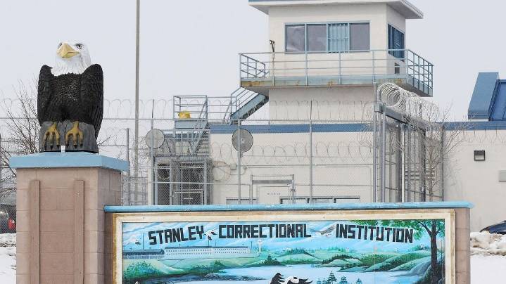 Wisconsin moving ahead with prison overhaul plan despite Republican objections
