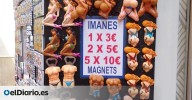 Esta es la ciudad española que ha empezado una guerra contra los imanes obscenos y con cuerpos sexualizados: "No es el mejor souvenir que se puede vender"