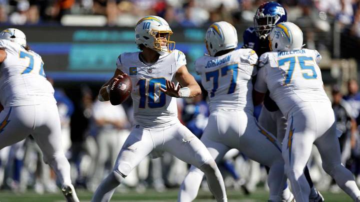 'Get Loud' podcast breaks down prep for Chargers, Justin Herbert