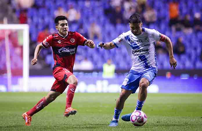 El Puebla gana en duelo de remontadas