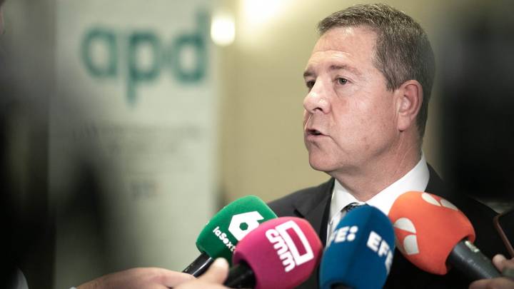 Page propone cinco grandes pactos para construir "un modelo cierto de país"